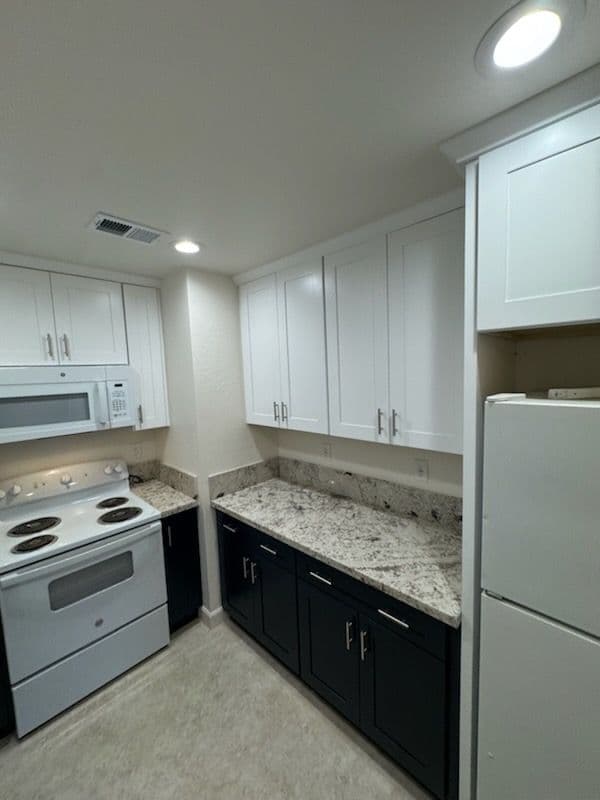 Gallery photos for Modern Kitchen Transformation in Davis: Image #3